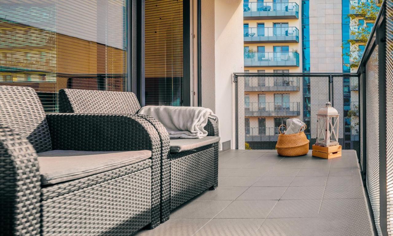 Apartamenty Homely Place Serce Poznania - Stary Rynek - Parking Exterior foto