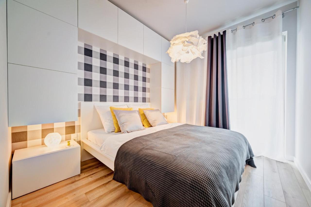 Apartamenty Homely Place Serce Poznania - Stary Rynek - Parking Exterior foto