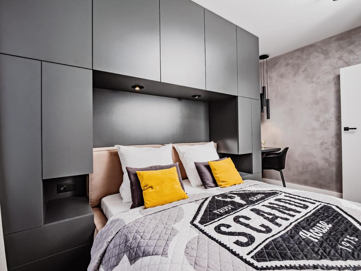 Apartamenty Homely Place Serce Poznania - Stary Rynek - Parking Exterior foto