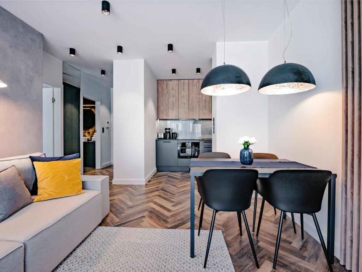 Apartamenty Homely Place Serce Poznania - Stary Rynek - Parking Exterior foto
