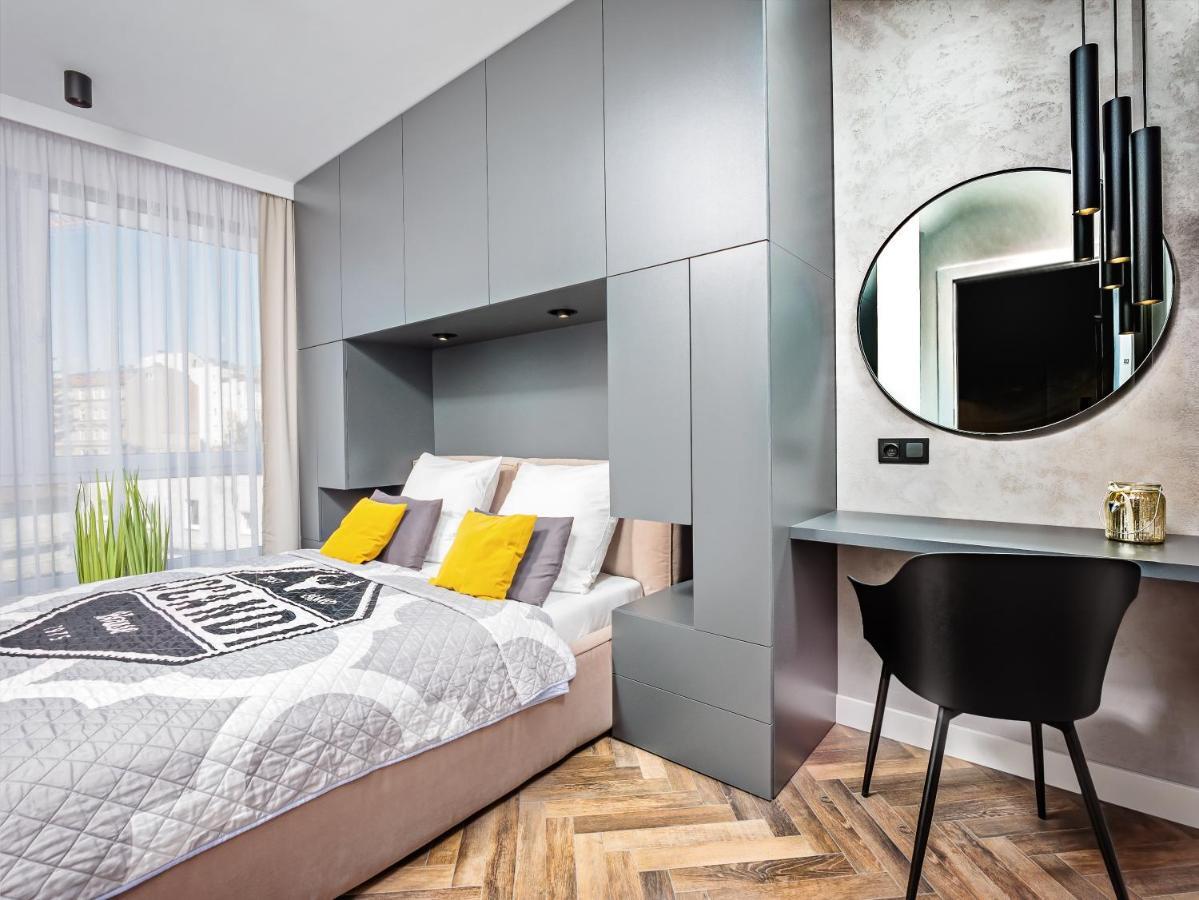 Apartamenty Homely Place Serce Poznania - Stary Rynek - Parking Exterior foto