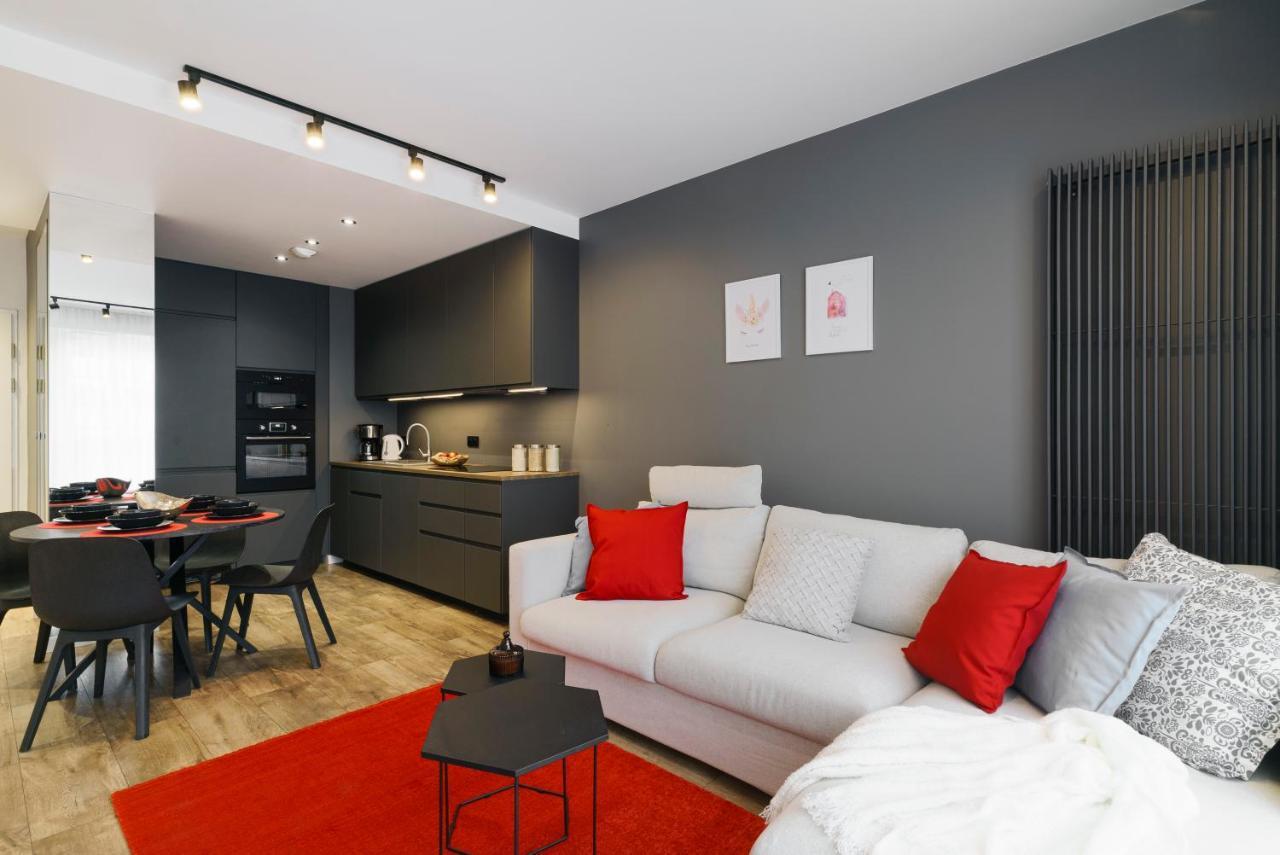Apartamenty Homely Place Serce Poznania - Stary Rynek - Parking Exterior foto